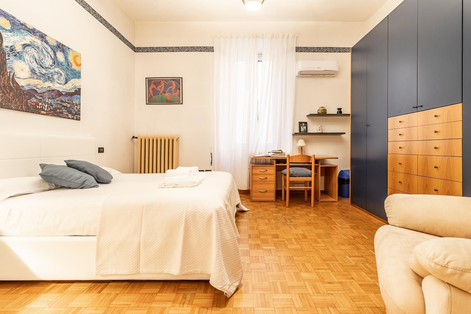 Spacious Apt With Kitchenette, Near Piazza Maggiore Bologna Luaran gambar
