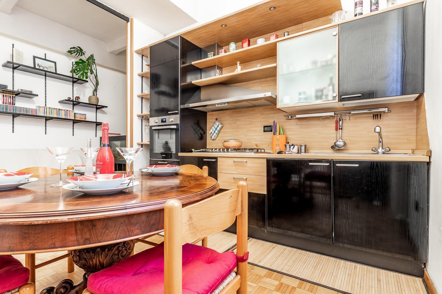 Spacious Apt With Kitchenette, Near Piazza Maggiore Bologna Luaran gambar