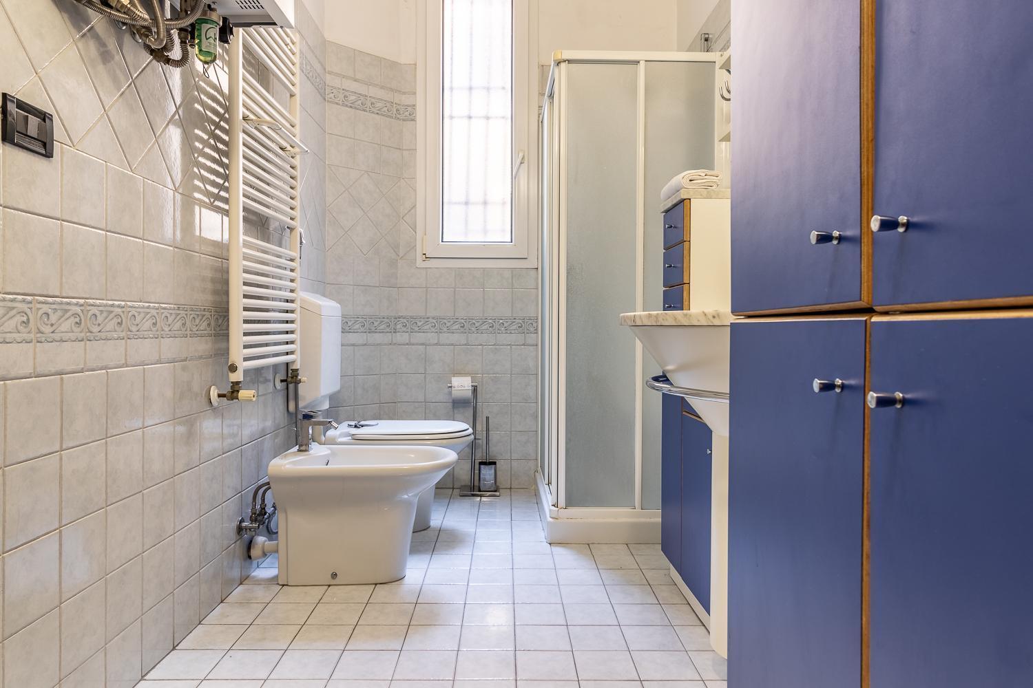 Spacious Apt With Kitchenette, Near Piazza Maggiore Bologna Luaran gambar