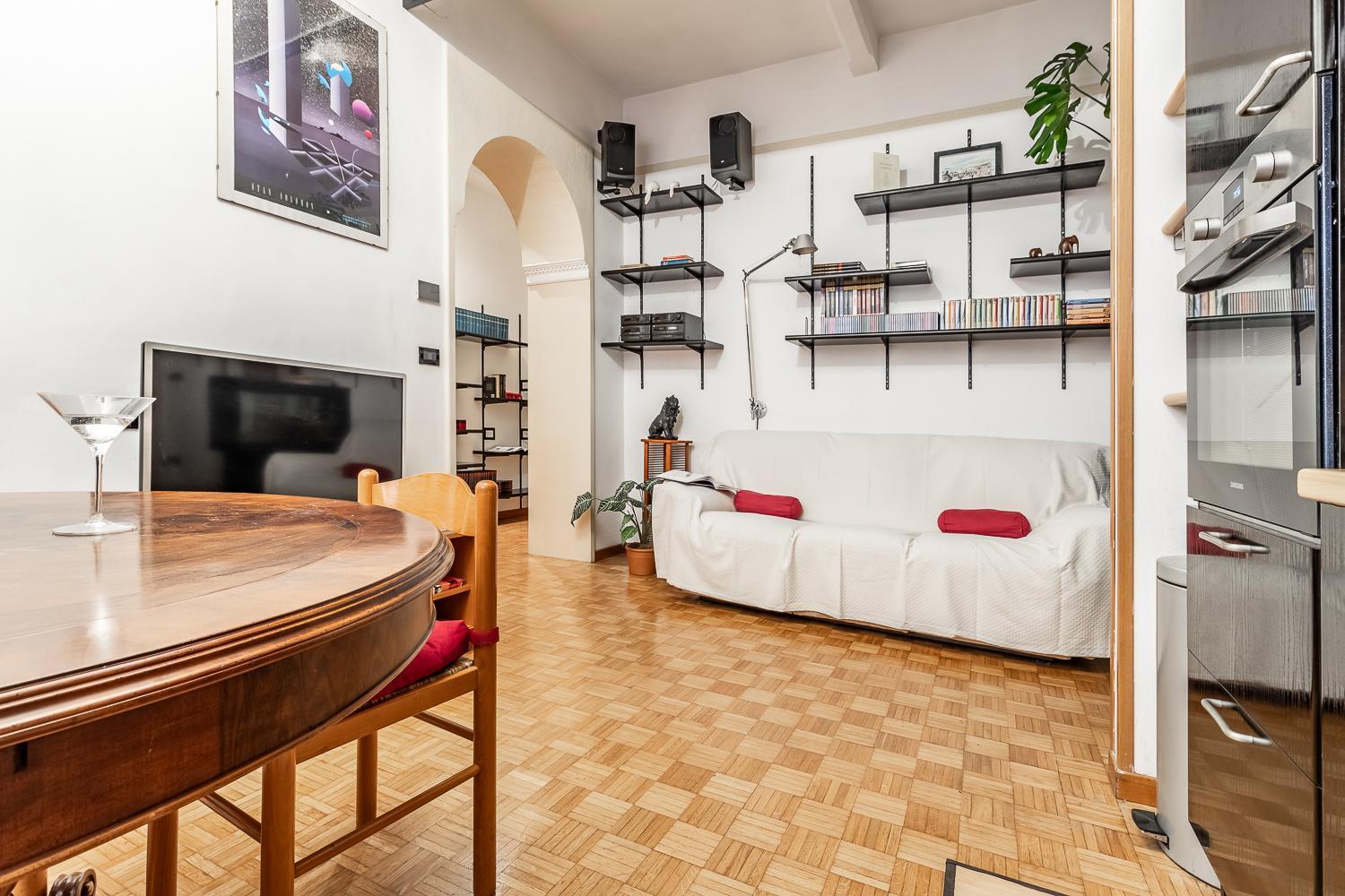 Spacious Apt With Kitchenette, Near Piazza Maggiore Bologna Luaran gambar